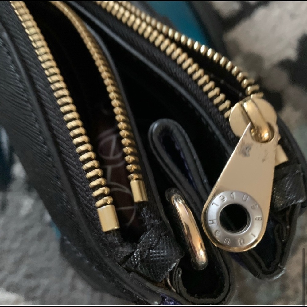 Henri Bendel Black and Teal Shoulder Bag - Picture 6 of 7
